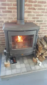 Group accommodation for 12 people in a rural setting - Image 2