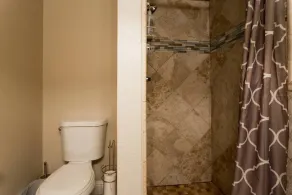Two Bedroom Suite Spectacular Views 30 Day Rental - Image 3