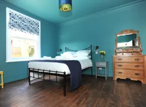 An apartment that sleeps 2 guests  in 1 bedroom - Image 4