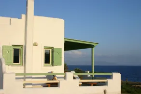 Di Julia Beach Studio in riva al mare, con terrazza e vista mare. - Image 5