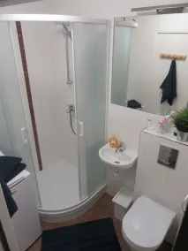 \"Apartamento Familiar\" - Image 3
