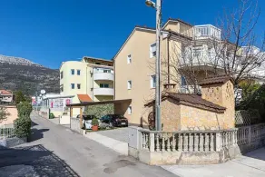Studio flat with balcony Kaštel Lukšić, Kaštela (AS-22071-a) - Image 5