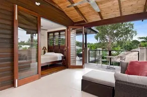5 bedroom 5 bathroom, private poolside cabana bedroom, Beach 20meters - Image 4