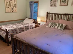 *Fish Creek Cottage*shared beach*3 bdrm*firepit* - Image 3