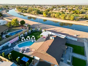 NEW - Dollhouse - Heated Pool, 5 Mins from Old Town Scottsdale! - Image 4