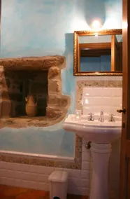 Wonderful private villa for 16 people with WIFI, private pool, TV and parking  - Image 2