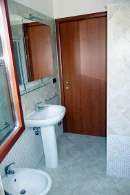 Apartamento com jardim entre Perugia e Assis - Image 2