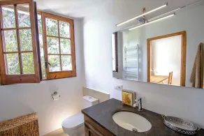 Catalunya Casas Majestic Villa and Views , 30km to Barcelona - Image 5