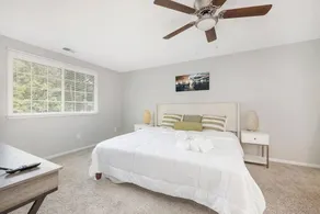 Large Group Paradise - Blocks From UNCC - Image 3