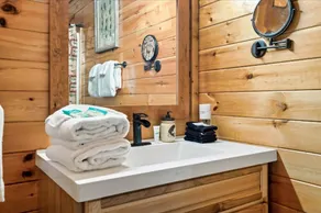 Trout & About Pigeon Forge Cabin- Hot Tub! - Image 4