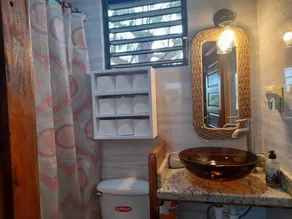 Therapy Cabin 3 - Island Cabin - AC, Boat Transfer, Starlink - Image 5