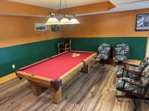 Main Channel Lots of Water. Soak in a one-of-a-kind oak-barrel hot tub, play a game of pool, and watch the sunrise over the Lake. The Lodge at Pine Haven — a spacious lakefront log home on an 8-acre micro-resort. Book one cabin or all 5 (sleeps 36). - Image 2