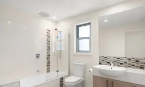 Town house walk to the beach! Disable friendly - Image 4
