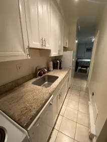 Entire studio near DuPont circle - Image 5