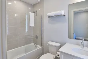The Bonnet Cottage (#10) - Image 4
