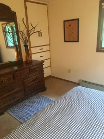 Beautiful Clark Lake Cottage - Image 5