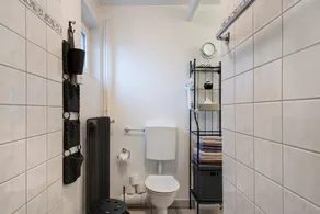 Holiday flat ‘Am Dorfbach’ with private outdoor seating and Wi-Fi - Image 5