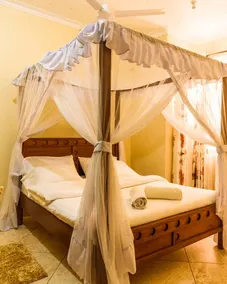 Santori Villas - Image 2