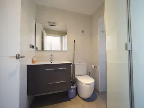 Spektakulær lejlighed ved strandpromenaden i Roses Oasis B7 - Image 3