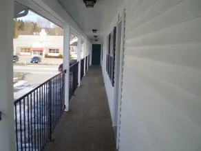 Sunset Inn - Image 2