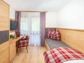 Einzelzimmer Dusche, WC, Balkon - Hotel Lindenhof - Image 3