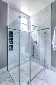 King Suite w/  Bath - Hatch House B&B - Image 3