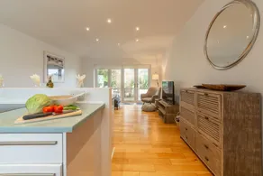 This spacious, detached holiday home is just a short walk from the beach. - Image 2