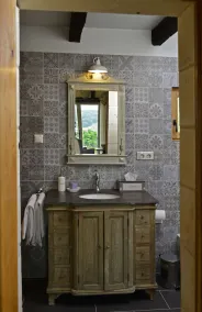 GÎTE DE CHARME AVEC POOL ET POOL HOUSE PRIVÉ - Image 3