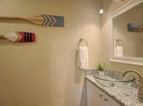 Cabin at Dripping Springs 💦 🛶  - Image 3