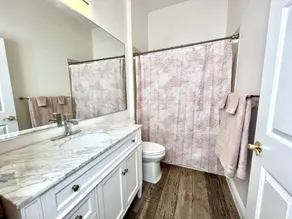 Private Heated Pool and Hottub , Pet Friendly, New Golf Cart , Close to shopping - Image 5