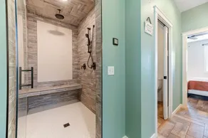 Roof Top Deck-Hot Tub-Steam Shower-Arcade Games-4car Garage-Chef`s Kitchen - Image 5