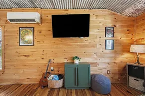 Romantic Red River Gorge Cabin w/ Hot Tub, Pond Views & Dog Friendly - Image 2