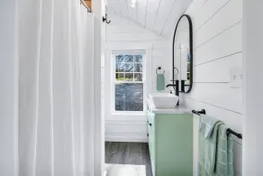 Beachcomber Cottage-Oceanfront! - Image 4