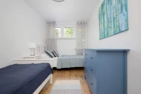 Spacious Apartment for 6 Persons | Balcony | Workspace - Image 5