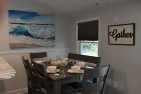 Large 5 Bed Central AC Scarborough House: Wetbar, Bikes, Kayaks & Backyard Oasis - Image 5