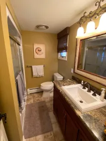 Lake Front Home. Private stairs to private beach and bay. upscale 5 bedroom home - Image 3