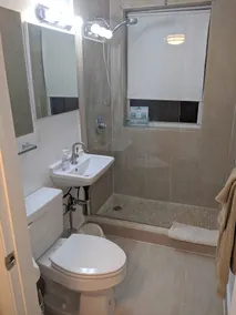 SOBE CENTRAL BEACH PAD --- EMPLACEMENT SPACIEUX-VALEUR-PRIME - Image 2
