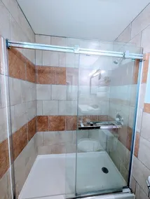 Falls Holiday Apartment - Image 5