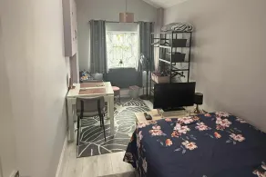 1 Bedroom Annex - 2 Mins From Train Station - Image 4