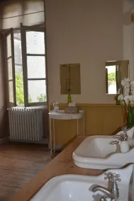 Luxury apartment in the heart of Lectoure - Image 4