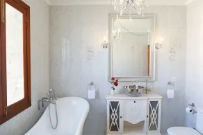 Semi-detached house 50 meters from the beach with meditation room, playground - Image 3