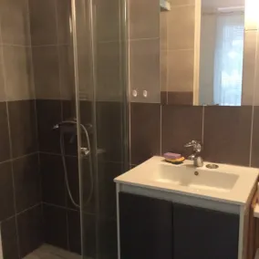 \"La Verrerie: A Comfortable Apartment\" - Image 3