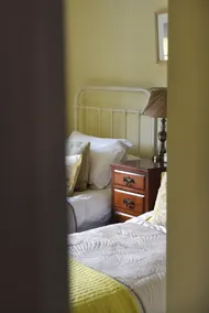 Beautifully restored 2 bedroom, pet friendly cottage, ideal for exploring Exmoor - Image 5
