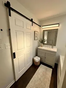 Renovated 3BR — King Suite, Laundry, Parking - Image 4