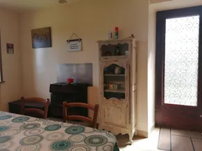 SUPER GÎTE en pleine campagne ardéchoise, lac à 7 kms, 8 Personnes - Image 4