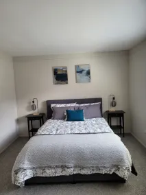Lovely 1 Bedroom. Home away from home! - Image 3