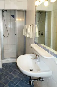 Bonito apartamento en villa para 2 personas con WIFI, TV y terraza - Image 2