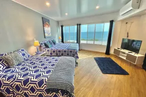 Solarium Beach House in Atami with ocean View - Image 3
