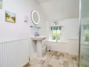 Eskdale View, 5 Hollins Cottages - Image 2