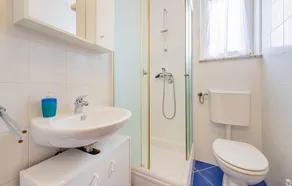 Gorgeous apartment in Kosljun with WiFi - Image 4